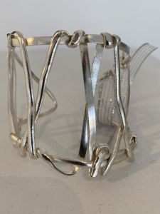 Lg Silver Twisted Bracelet | $48.00 | GBH02